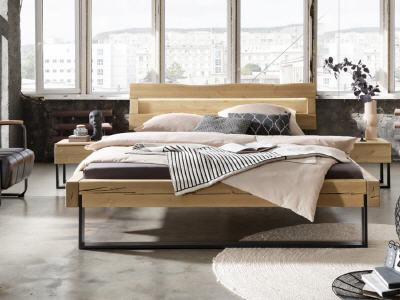 Balkenbett Kiefer mit beleuchtetem Kopfteil